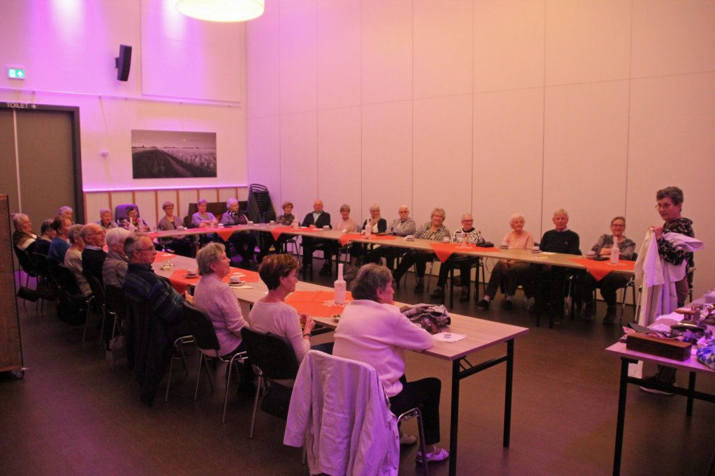 mol1.jpg