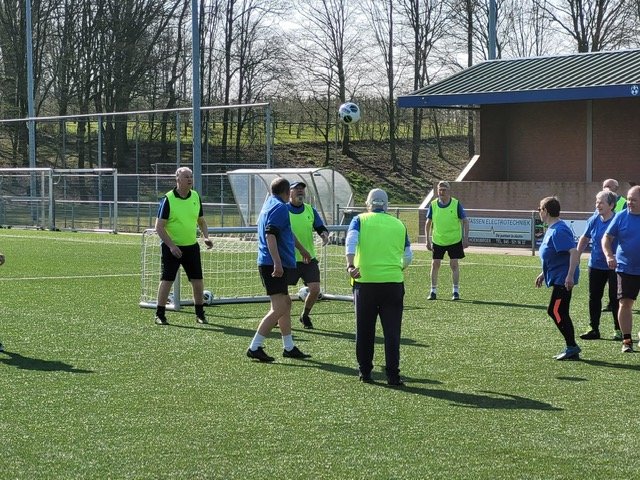 walkingfootball3.jpg